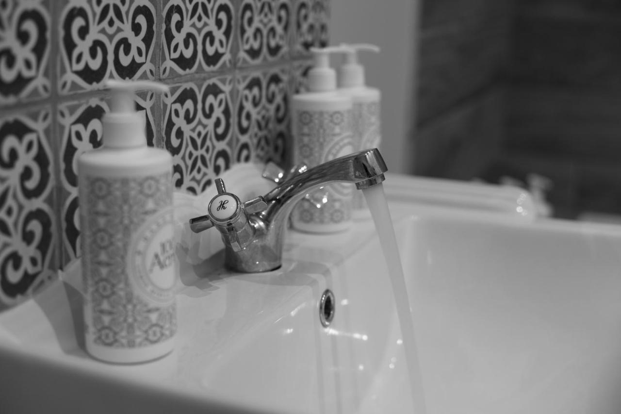 The George Inn Barford St Michael 외부 사진 A tap