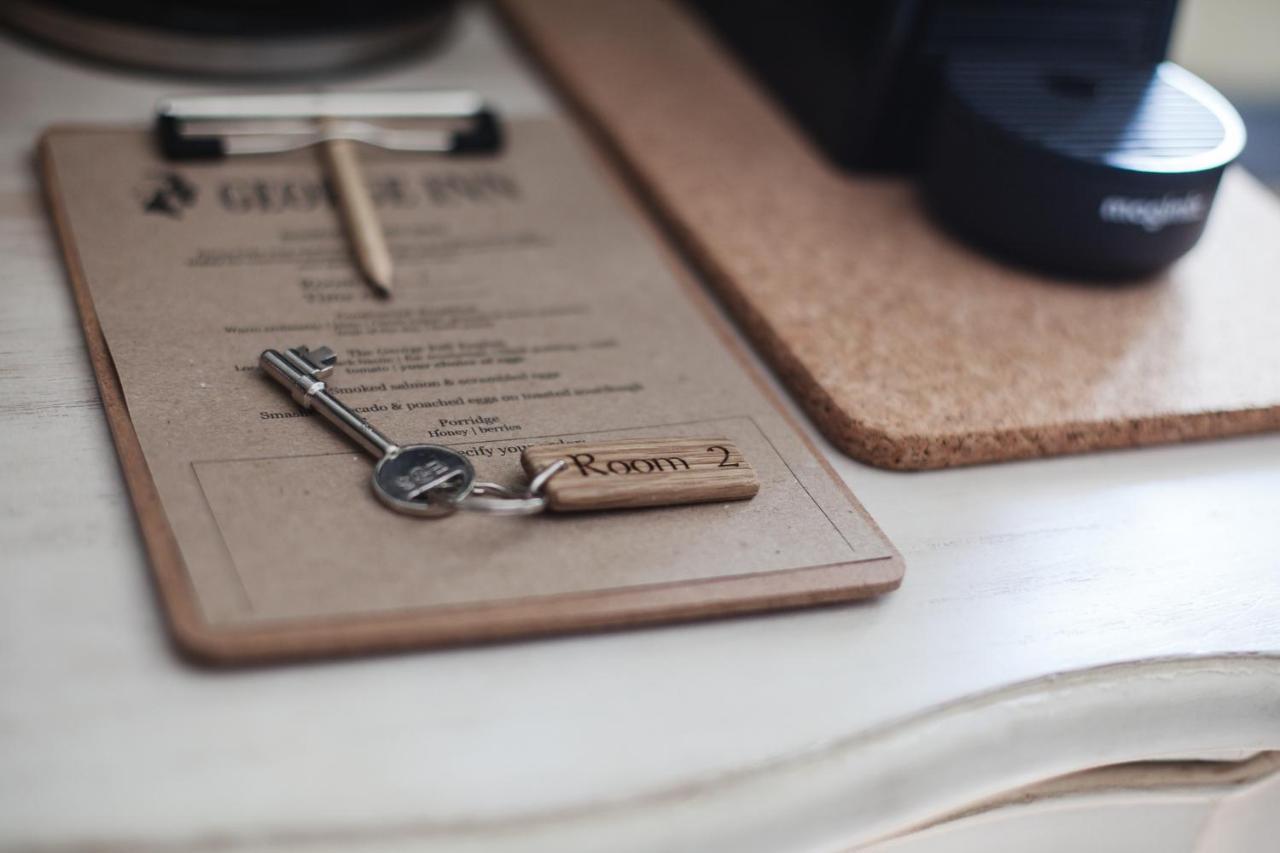 The George Inn Barford St Michael 외부 사진 A room key