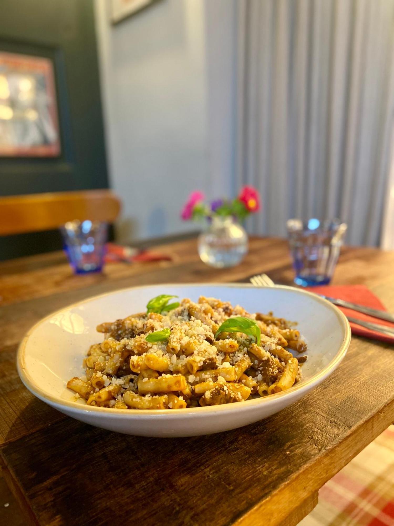 The George Inn Barford St Michael 외부 사진 A plate of gnocchi alla vodka