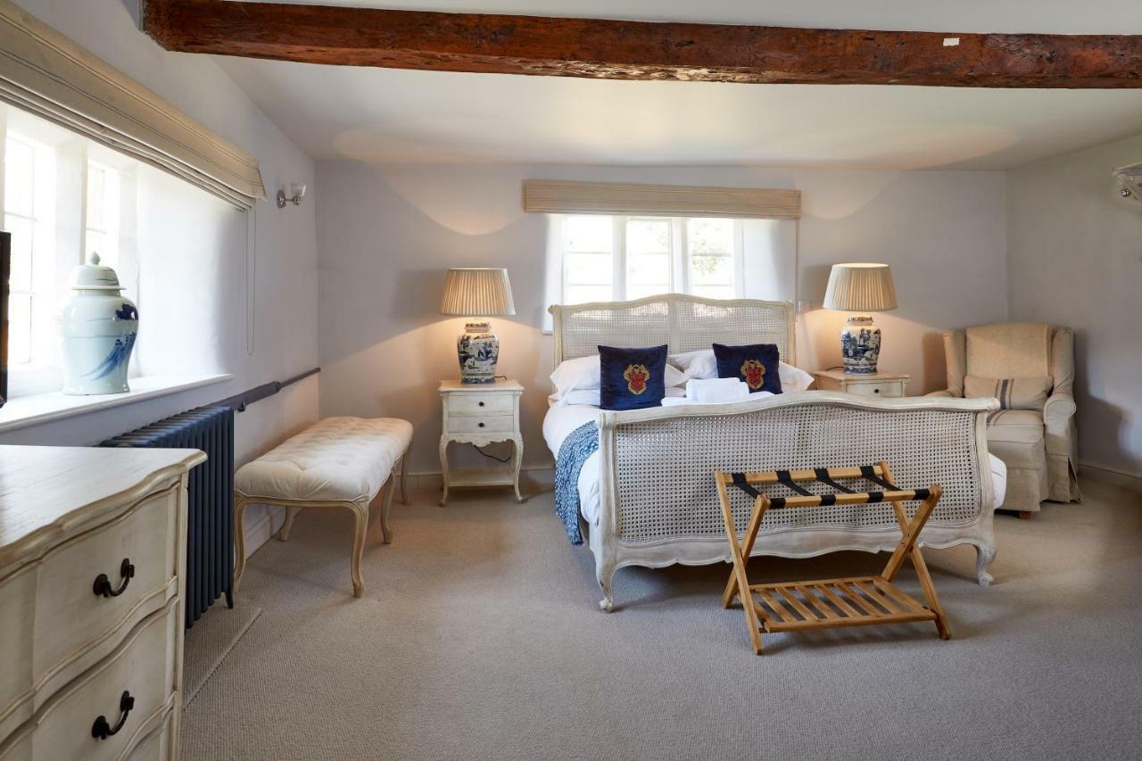 The George Inn Barford St Michael 외부 사진 The Old Inn, Westcott